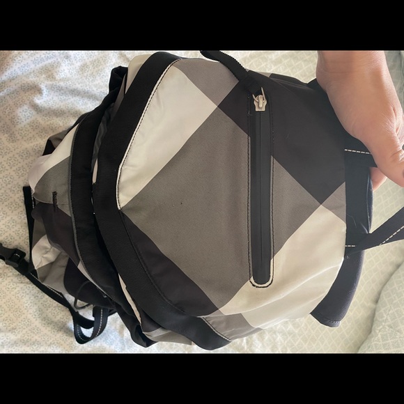 Lululemon “Run All Day” BackPack - Picture 6 of 7